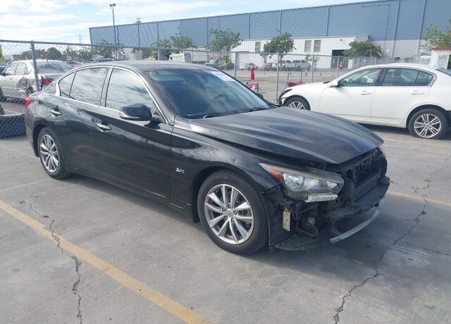 2017 INFINITI Q50