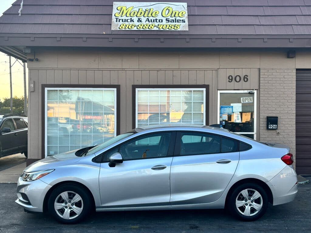 2017 CHEVROLET Cruze