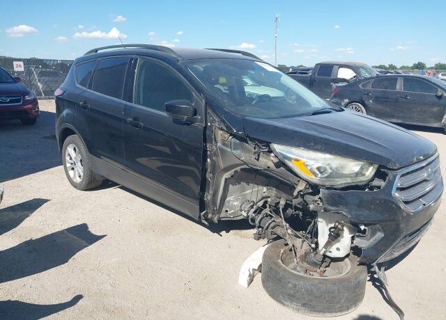 2017 FORD Escape