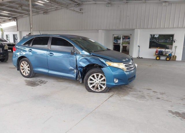 2010 TOYOTA Venza