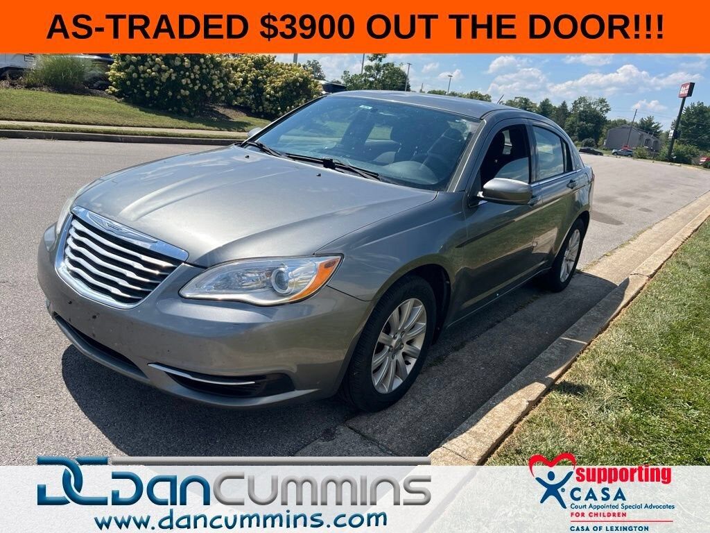 2013 CHRYSLER 200