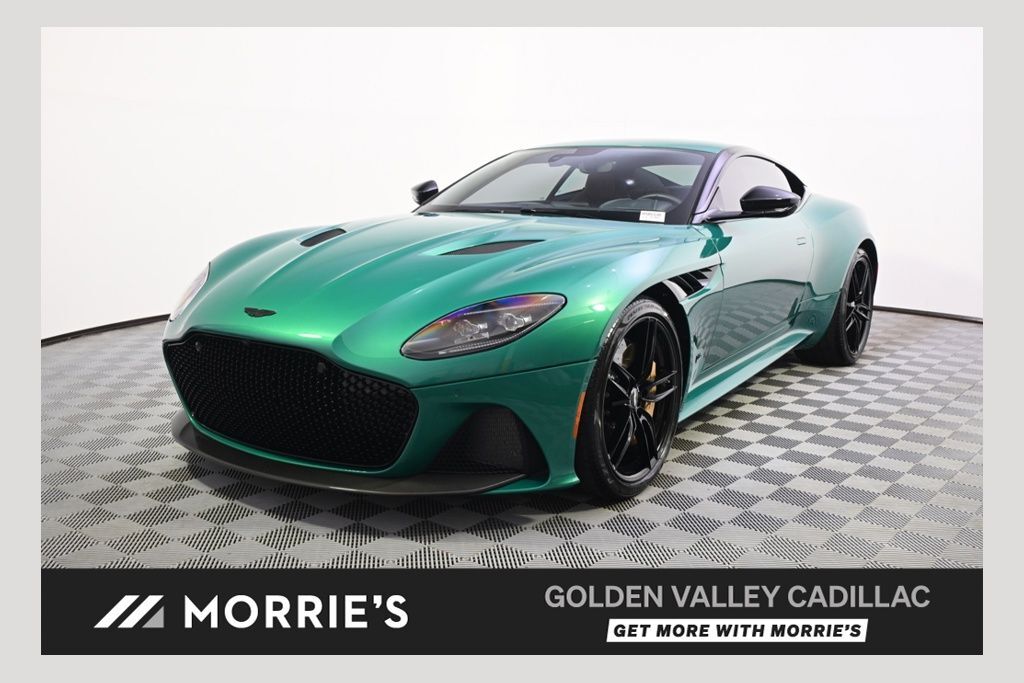2023 ASTON MARTIN DBS