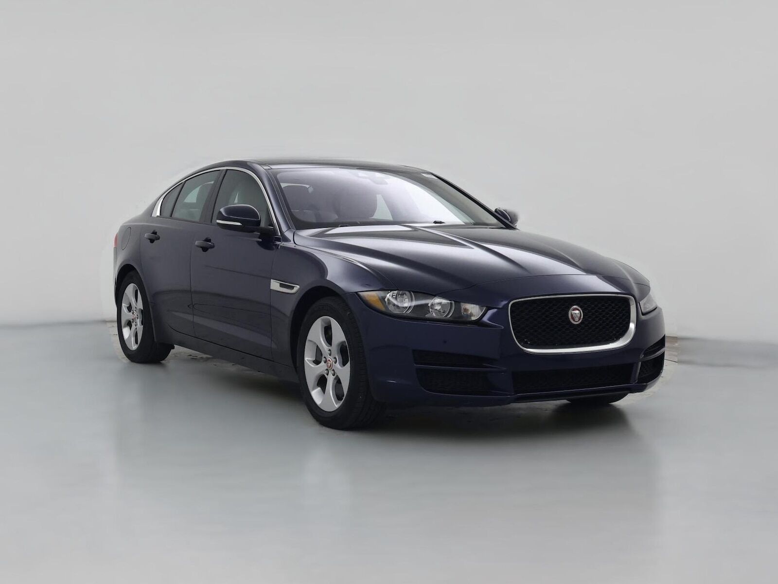 2017 JAGUAR XE