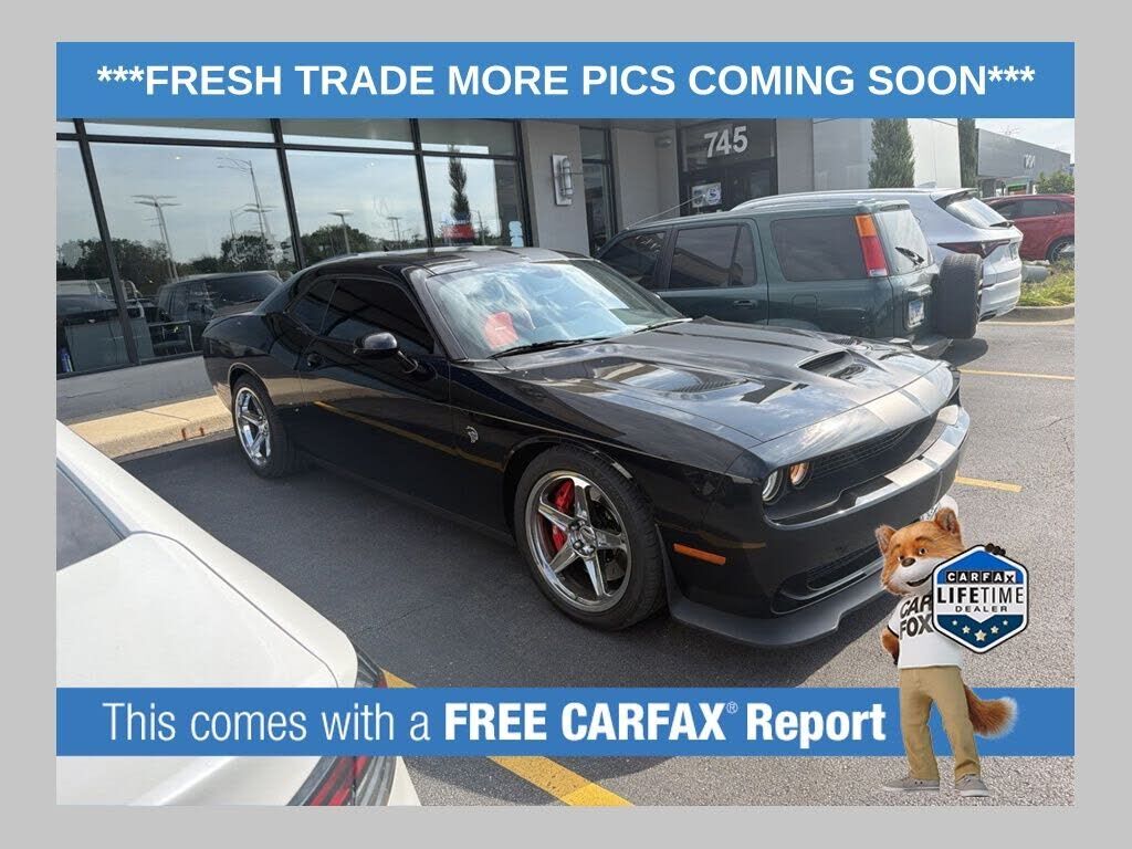 2016 DODGE Challenger