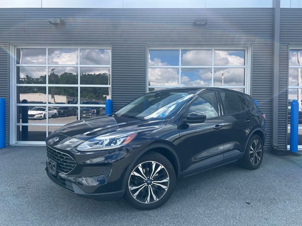 2021 FORD Escape