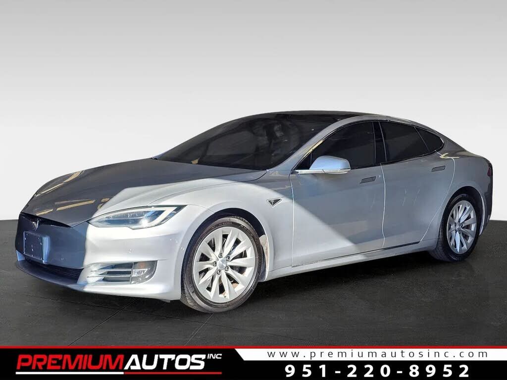2016 TESLA Model S
