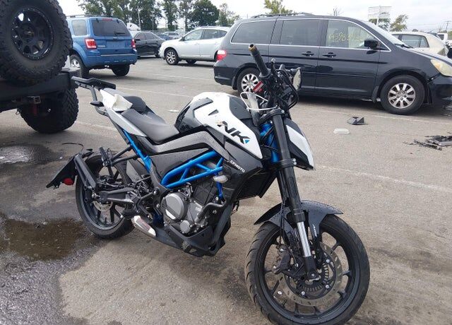 2025 CFMOTO 300NK