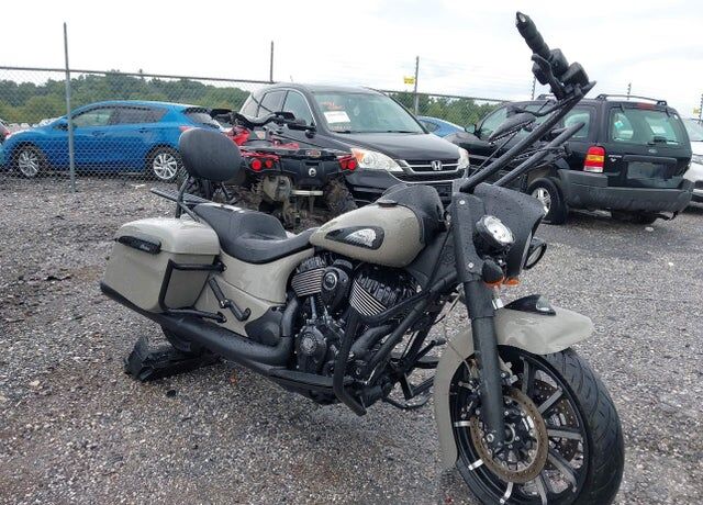 2023 INDIAN MOTORCYCLE Springfield Dark Horse