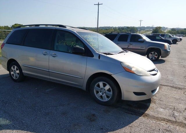 2007 TOYOTA Sienna