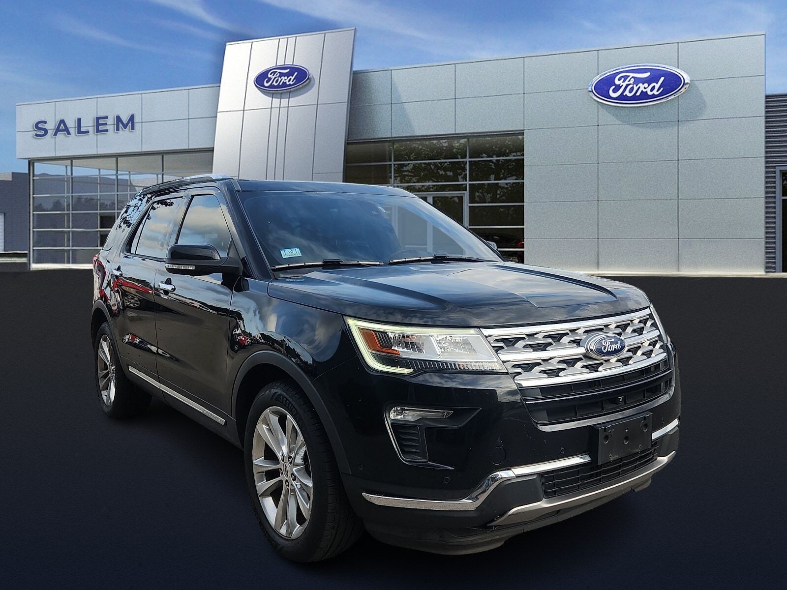 2018 FORD Explorer