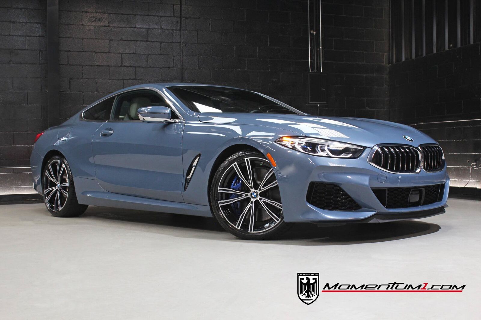 2022 BMW M8