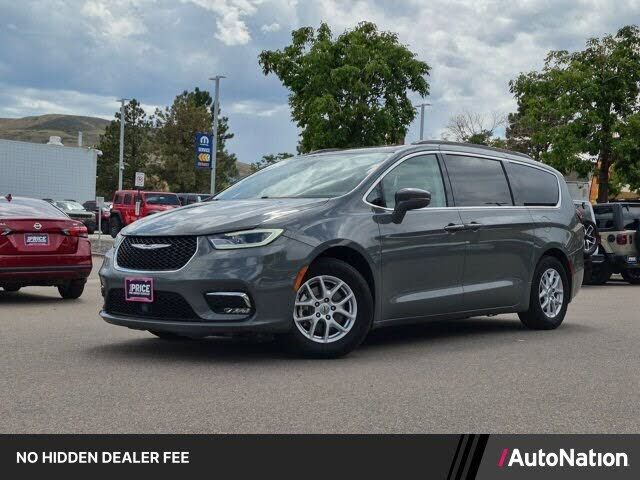 2022 CHRYSLER Pacifica