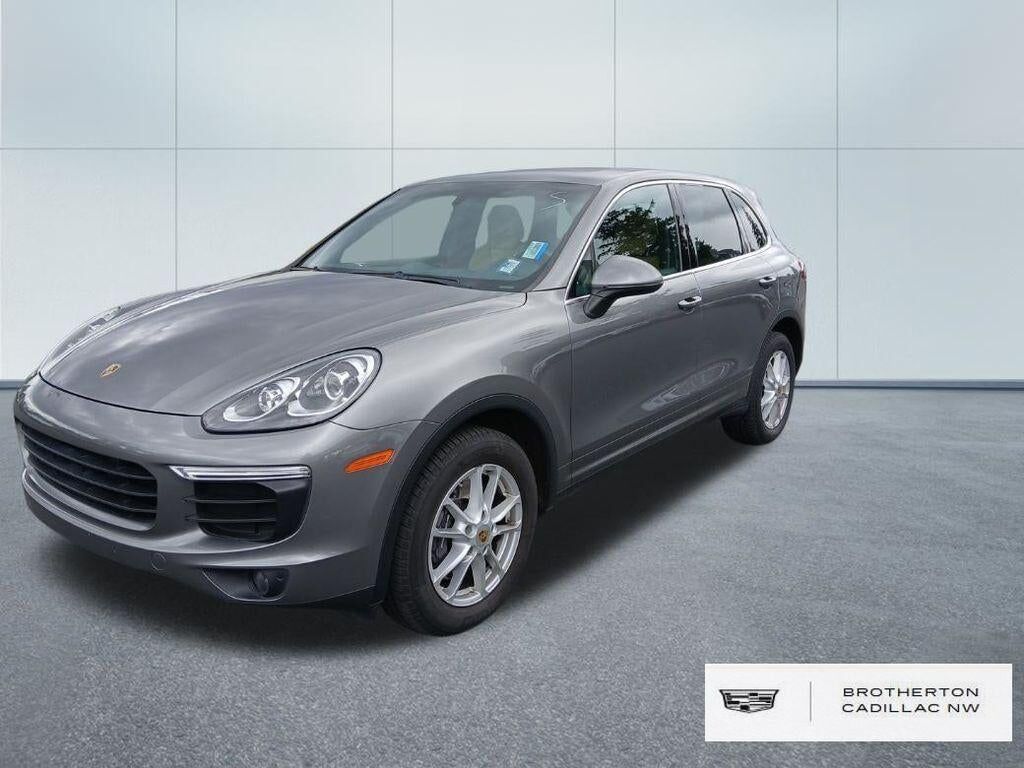 2016 PORSCHE Cayenne