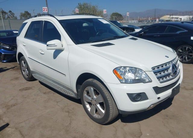 2011 MERCEDES-BENZ M-Class