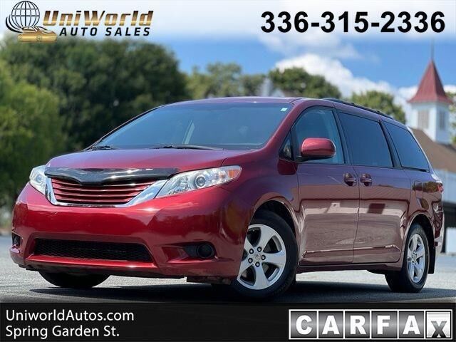2016 TOYOTA Sienna