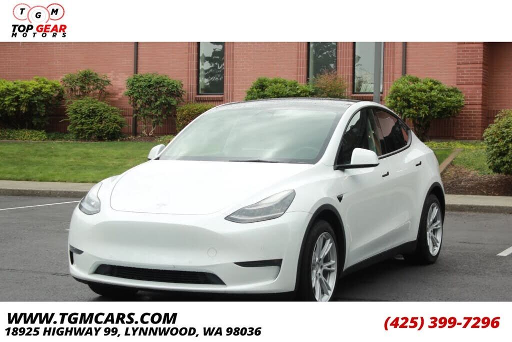 2021 TESLA Model Y