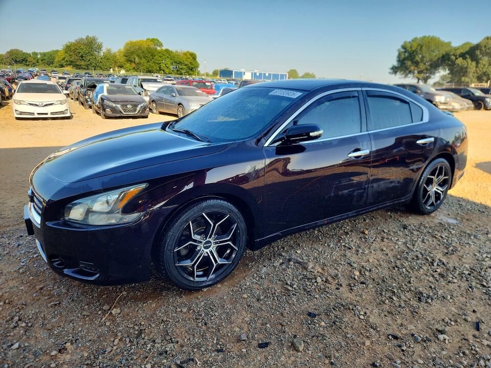 2014 NISSAN Maxima