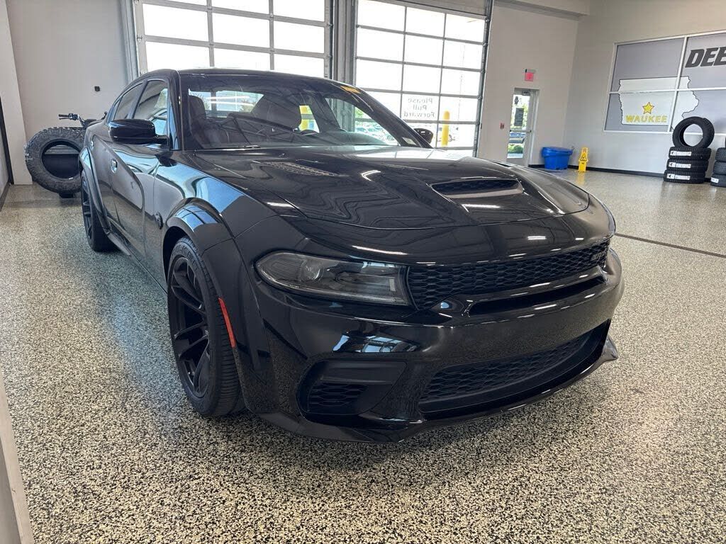 2022 DODGE Charger