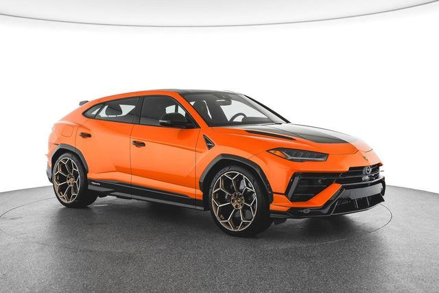 2024 LAMBORGHINI URUS