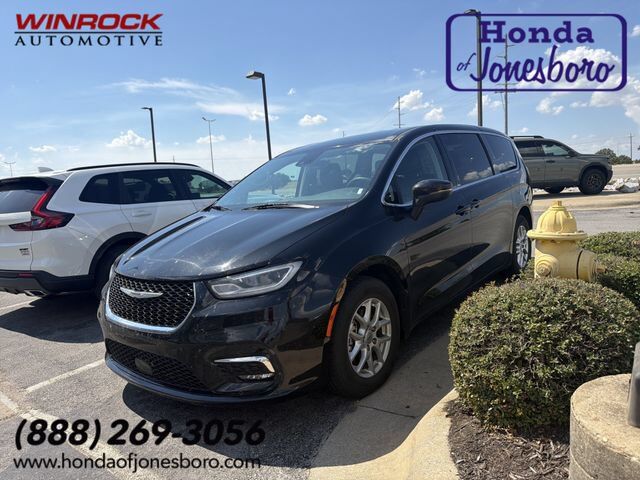 2023 CHRYSLER Pacifica