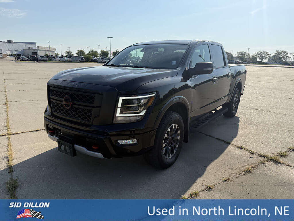 2024 NISSAN Titan