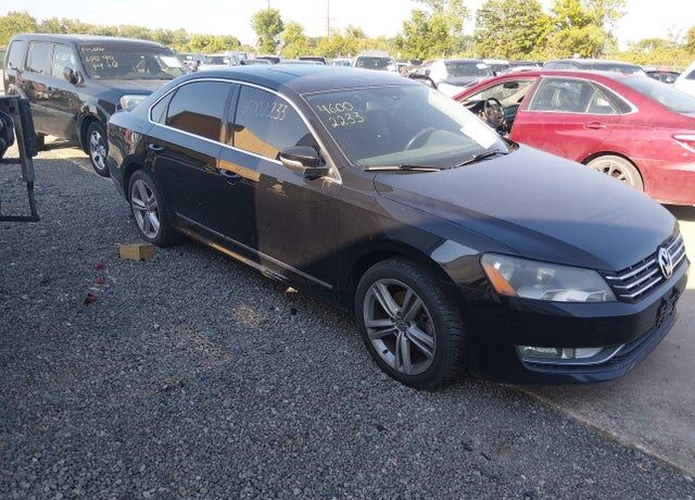 2014 VOLKSWAGEN Passat