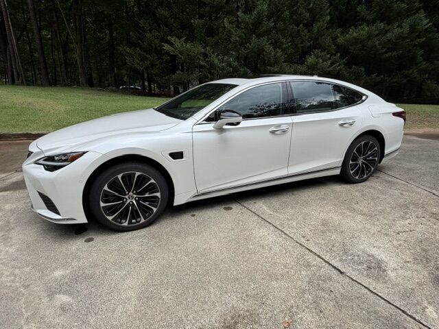2023 LEXUS LS