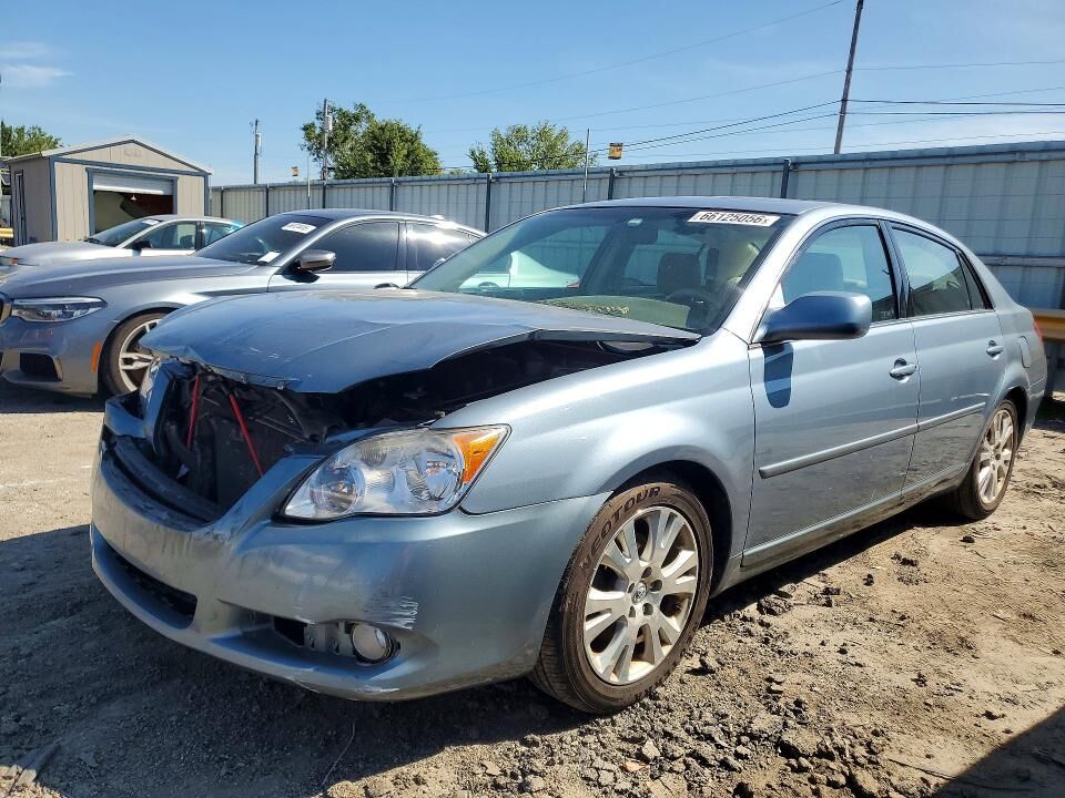 2010 TOYOTA Avalon