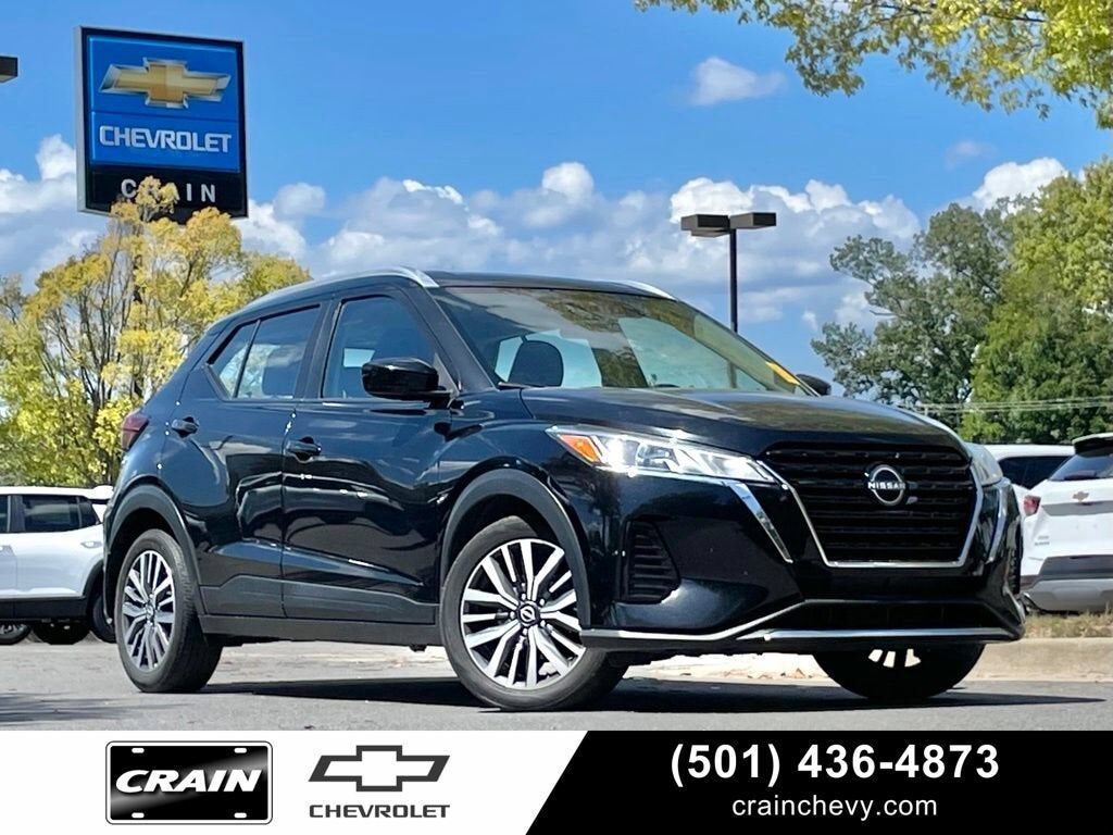 2023 NISSAN Kicks