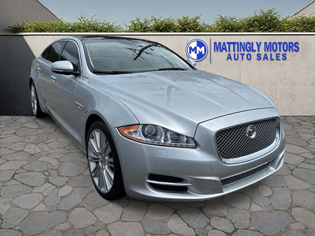 2015 JAGUAR XJ
