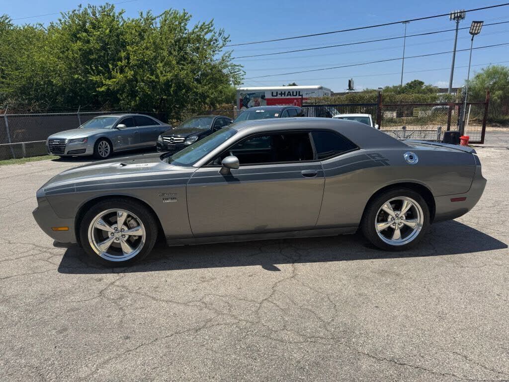 2012 DODGE Challenger