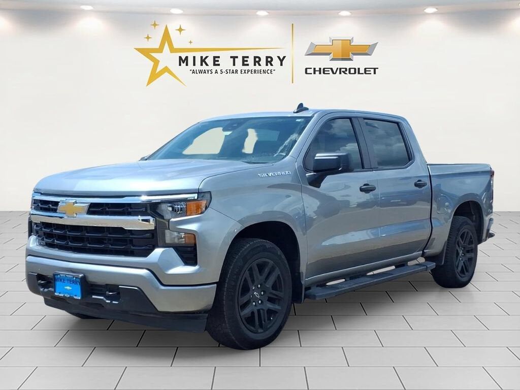 2023 CHEVROLET Silverado