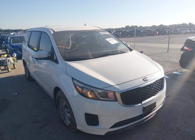 2015 KIA Sedona