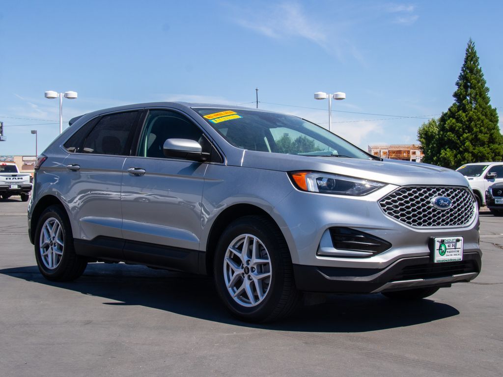 2023 FORD Edge