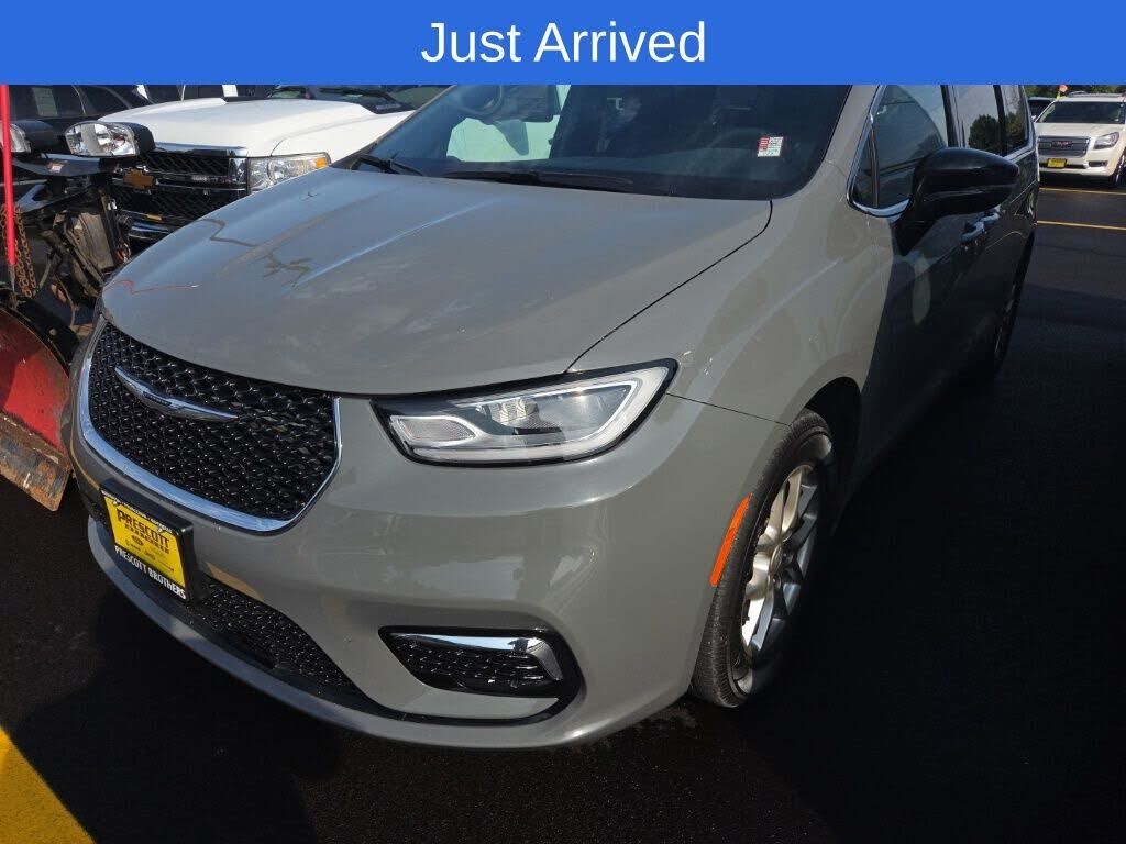 2025 CHRYSLER Pacifica