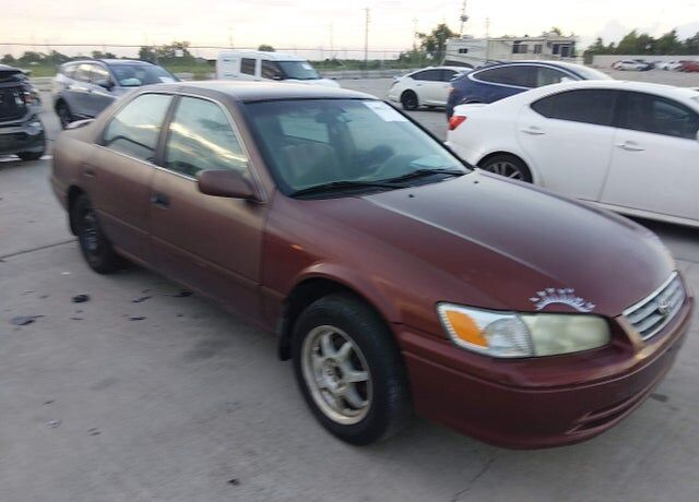 2000 TOYOTA Camry