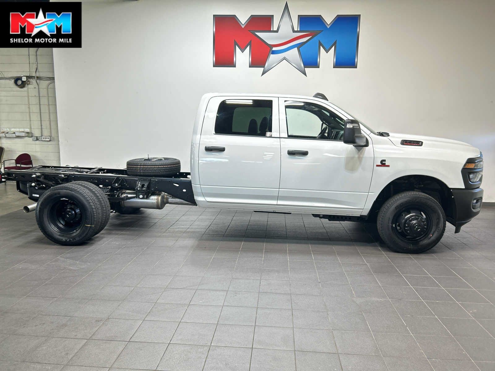 2027 RAM 3500