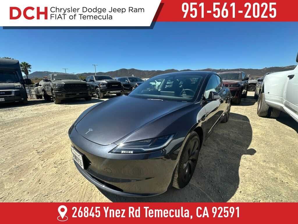 2025 TESLA Model 3