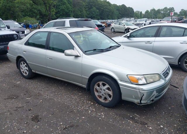 2000 TOYOTA Camry