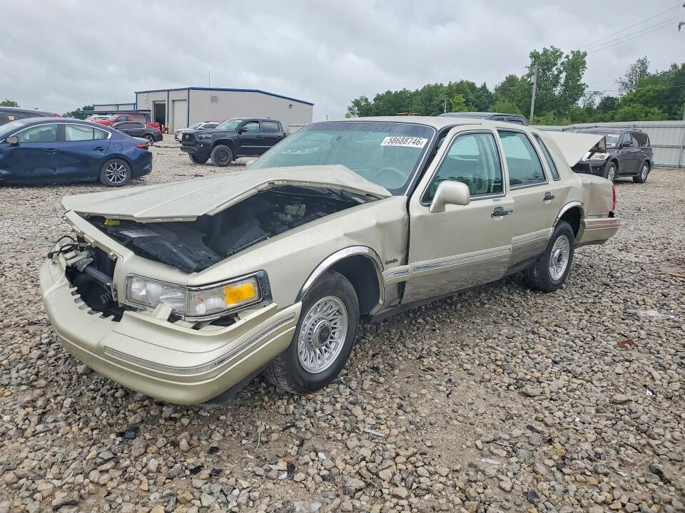 1997 LINCOLN Town Car