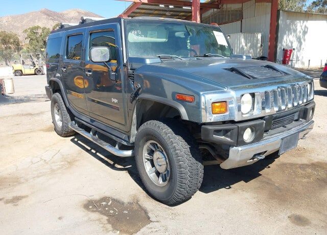 2005 HUMMER H2