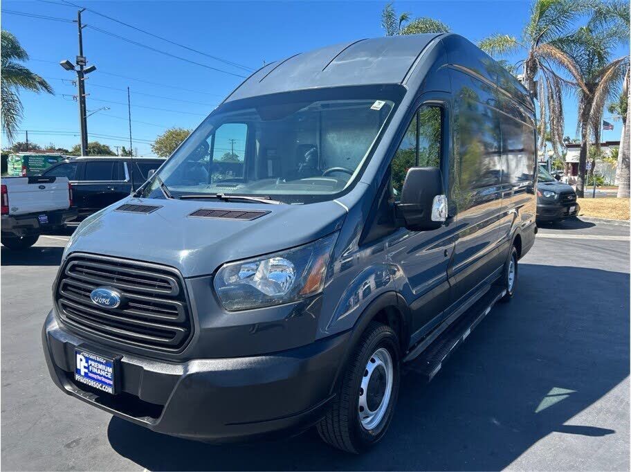 2019 FORD Transit