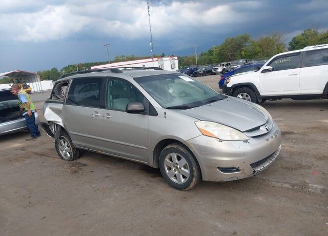 2008 TOYOTA Sienna