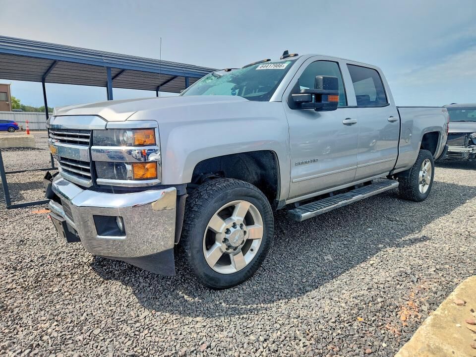 2018 CHEVROLET Silverado