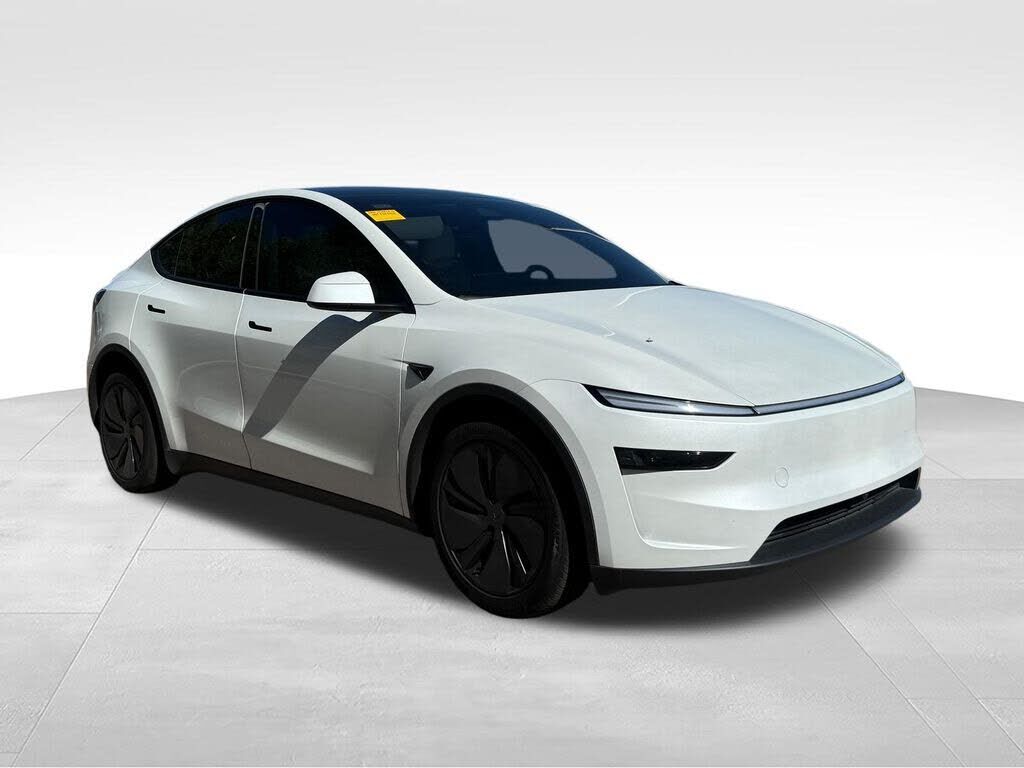 2026 TESLA Model Y