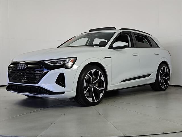 2024 Audi Q8