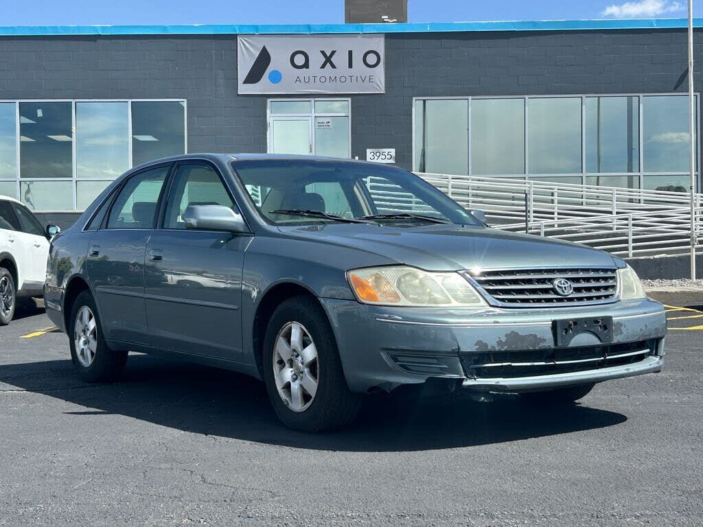 2004 TOYOTA Avalon