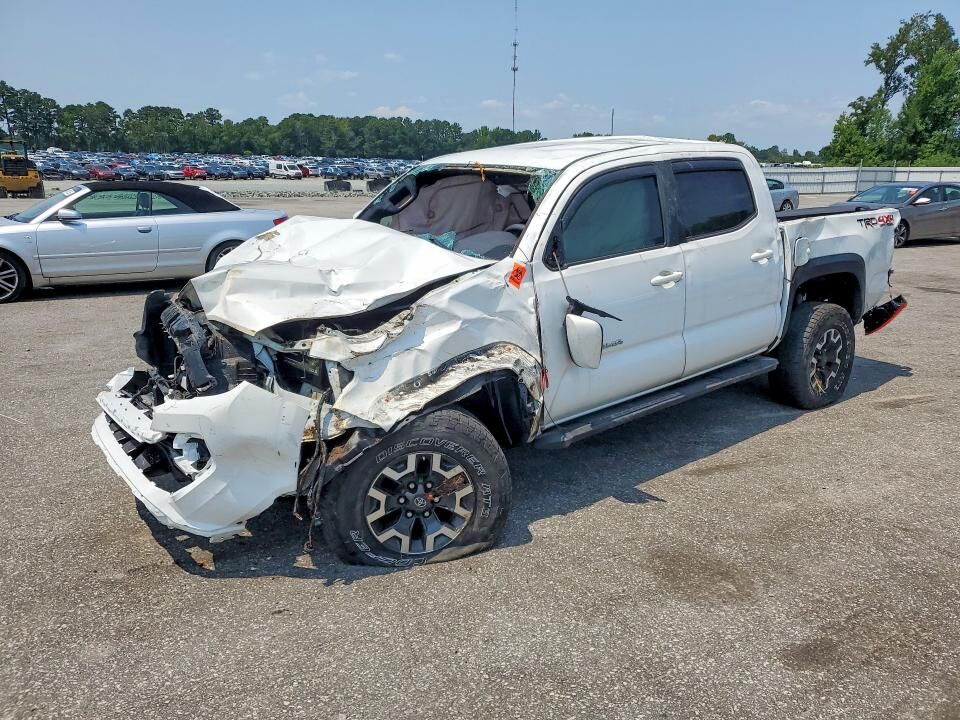 2016 TOYOTA Tacoma