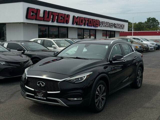 2017 INFINITI QX30