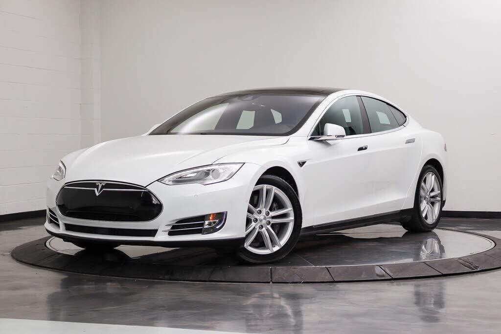 2016 TESLA Model S